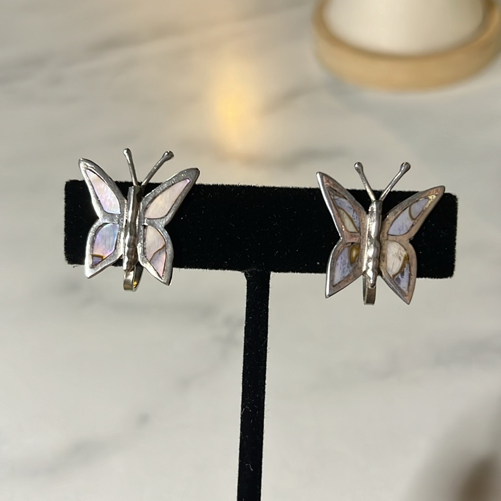TAXCO Mexico RM Sterling Silver Abalone Inlay Butterfly Screw Back Earrings 925 - Picture 8 of 14